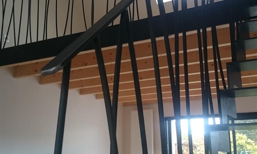 Escalier sur mesure en métal - 