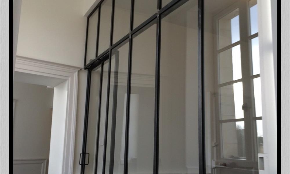 Verrière acier avec porte coulissante - 