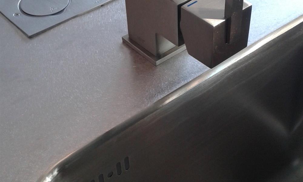 Evier et plan de travail en inox - 