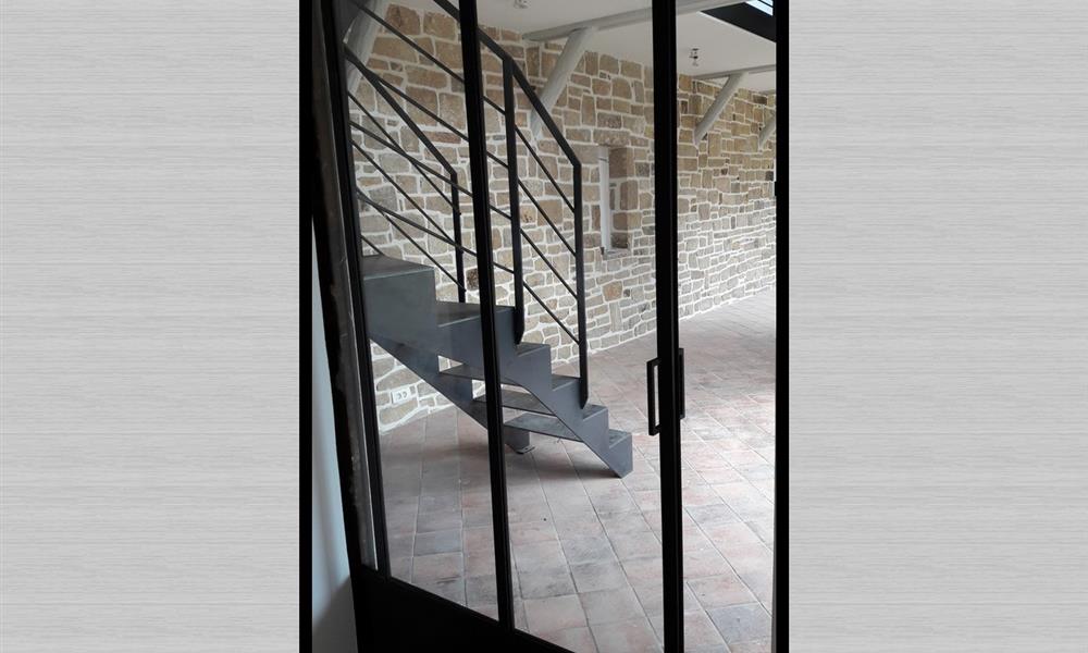Rempalcement d'une porte a galandage en bois par une porte acier ARINOX - 