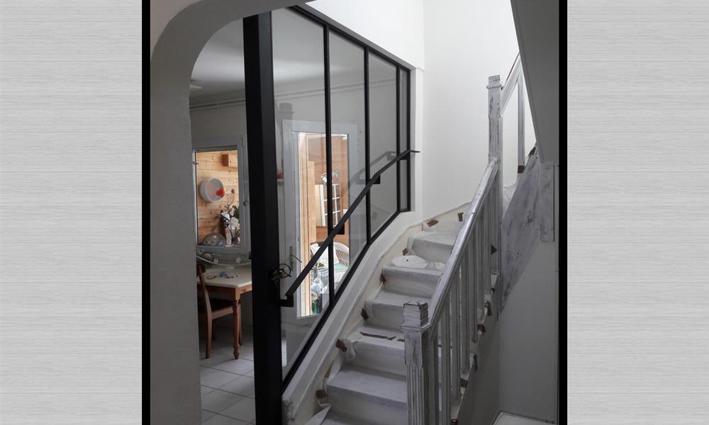 Verrière acier brut dans escalier ARINOX - 
