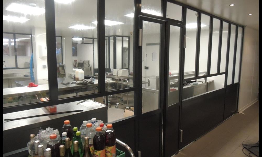 Verrière cuisine industrielle Profil Forster ARINOX - 