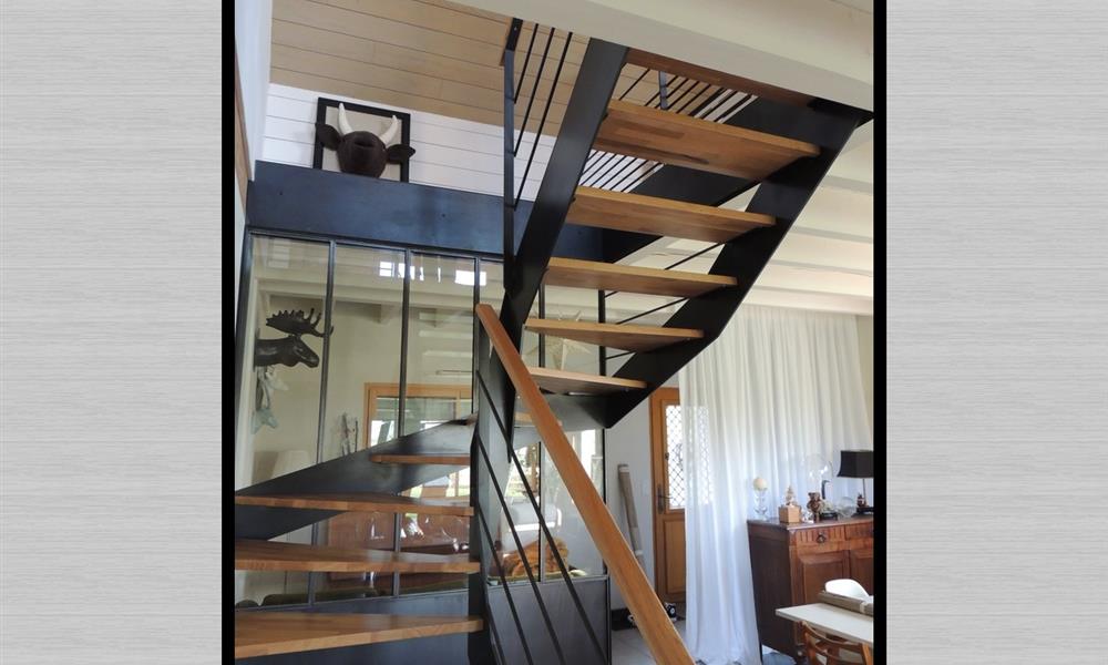 Verrière pour garde corps d'escalier en acier brut verni ARINOX - 