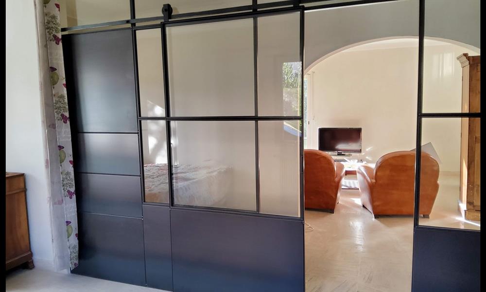 Cloison vitrée en acier brut verni ARINOX - 