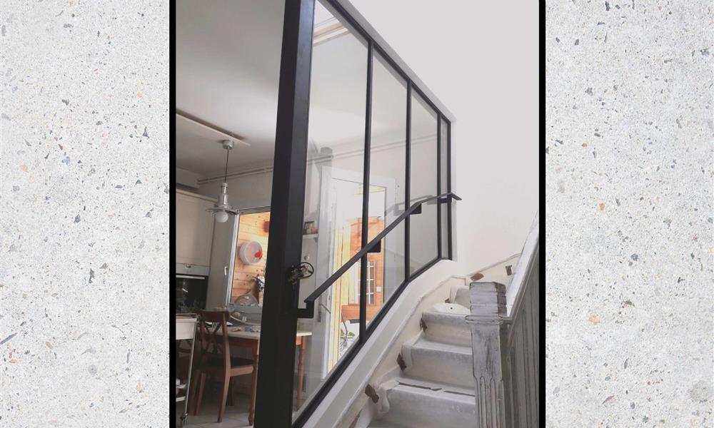 Verrière dans une cage d'escalier sur mesure ARINOX - 
