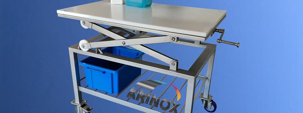 Table ergonomique réglable en hauteur manuellement en Inox - 