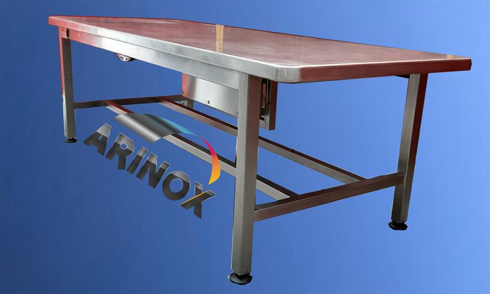 Table ergonomique réglable en hauteur électriquement - 