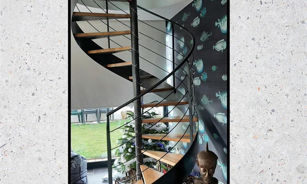 Escalier hélicoïdal acier bois ,chêne ARINOX - 