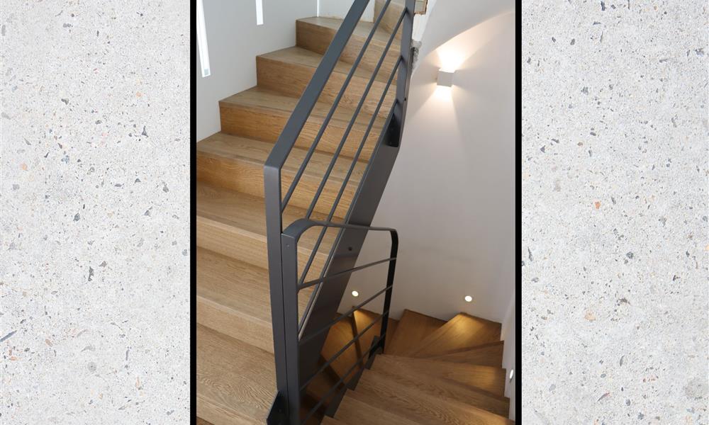 Habillage d'un escalier béton ARINOX - 